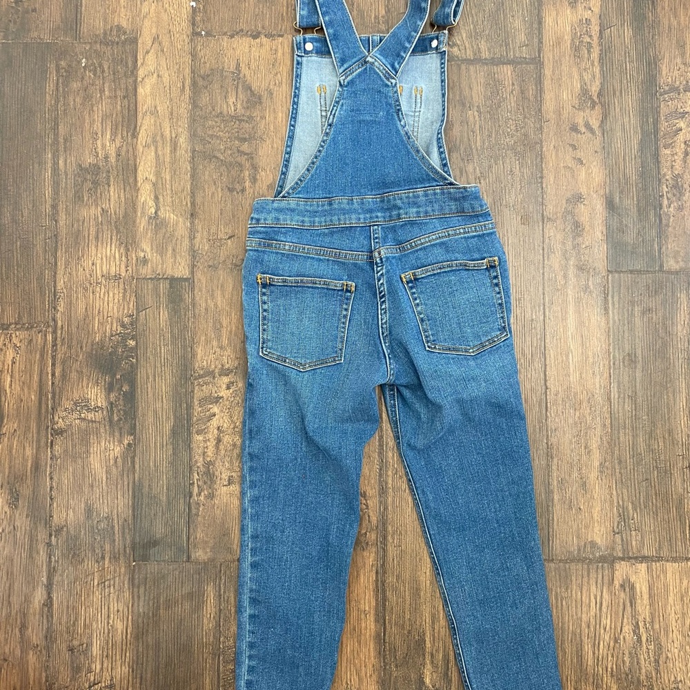 Cute kids overalls - Picture 2 of 3